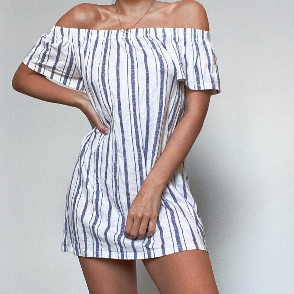 TOPSHOP STRIPED DRESS
